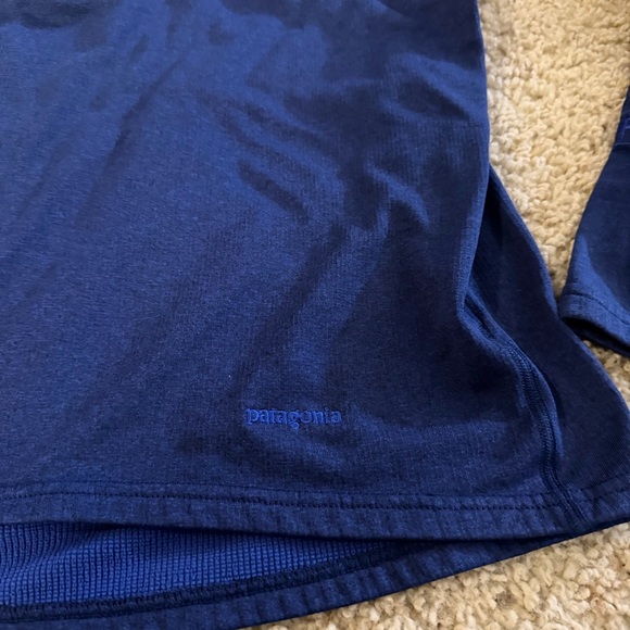 Patagonia men’s sweater - Picture 2 of 5